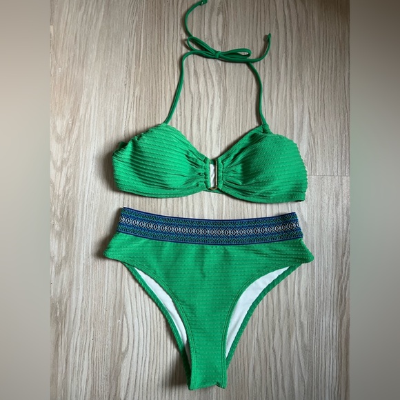 💚CUPSHE bikini ribbed green U wire halter geo trim high waist swim Large - Picture 4 of 10